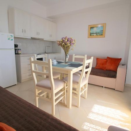Garden Villa Eva Sarande Exterior photo