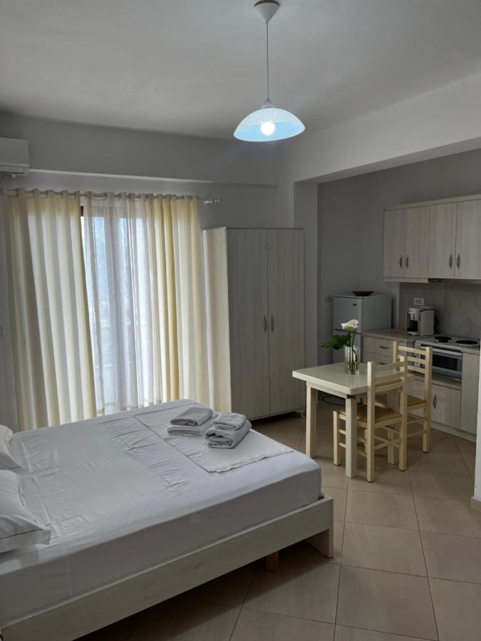Garden Villa Eva Sarande Exterior photo
